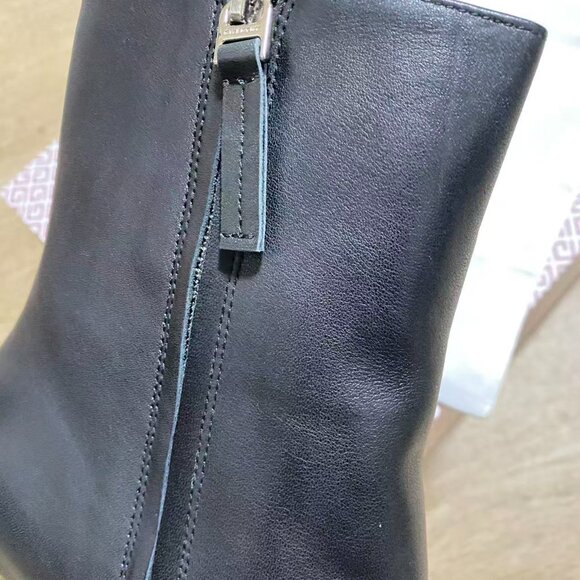 Givenchy high-heeled ankle boots - Picture 4 of 10